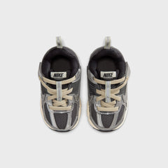 Nike TD Vomero 5 - Iron Grey / Chrome / Metallic Silver