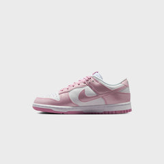 Nike WMNS Dunk Low SE - White / Metallic Silver / Pink Rise