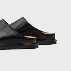 Dr. Martens San Leather Mule - Black Orleans