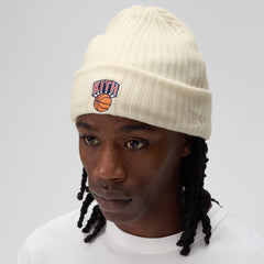 Kith & New Era for the New York Knicks Knit Beanie - Sandrift