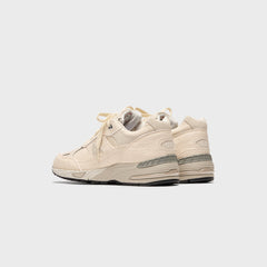 New Balance Made in UK 991v1 - Oyster Gray / Pistachio Shell / French Oak