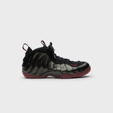Nike Air Foamposite One - Black / Varsity Red