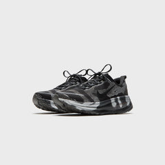 Nike Vomero 18 - Iron Grey / Light Smoke Grey / Black