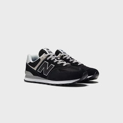 New Balance 574 Core - Black / White