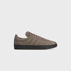 adidas Mendacino II SPZL - Blanch Brown / Shadow Red