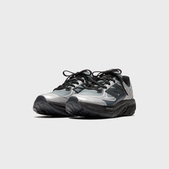 New Balance x CAYL TRN - Slate Grey / Silver Metallic / Black