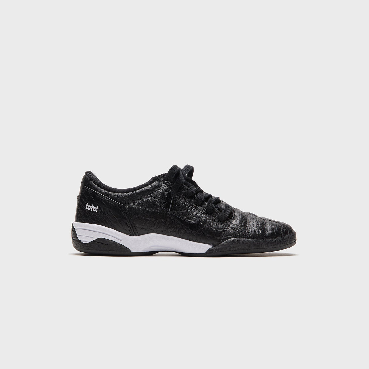 Nike WMNS Total 90 - Black / Black / White