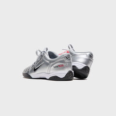 Nike WMNS T90 - Metallic Silver / Black / University Red / White